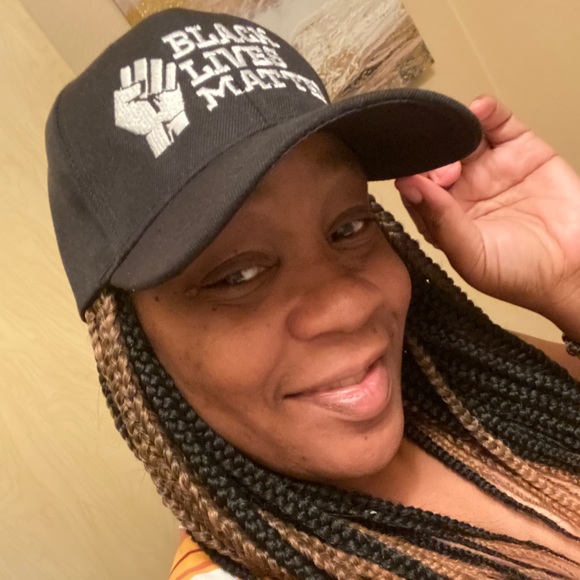 Callie’s Custom Hat Wigs - Picture 1 of 6